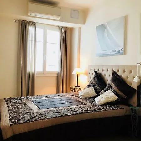 O Palais Des Iles Two Bedroom Cannes