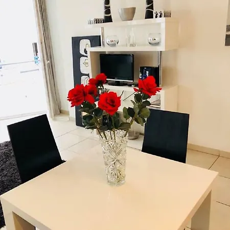 Apartment O Palais Des Iles Two Bedroom Cannes